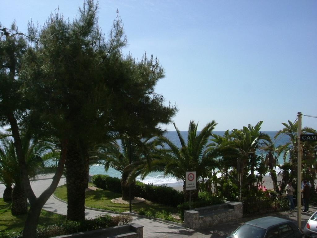 Taormina Beach House Mazzeo Exteriér fotografie